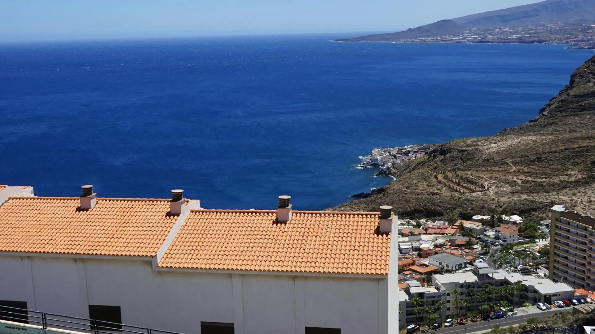 Infinite Ocean View Tabaiba + Terrace + Parking location
